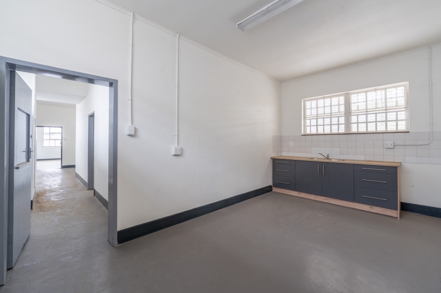 To Let commercial Property for Rent in Dal Josafat Western Cape